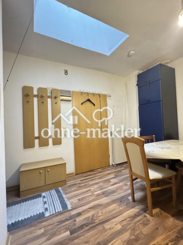 Garderobe /Eingang/Kühlschrank