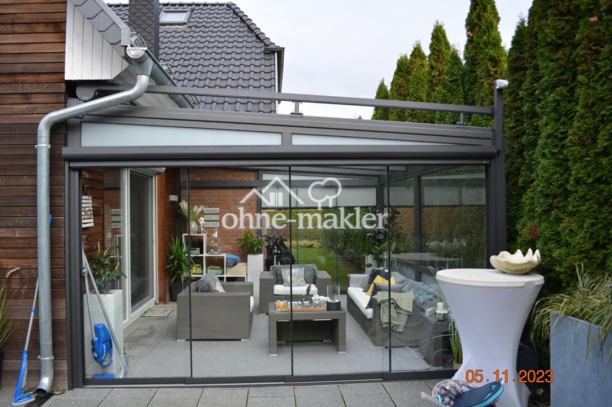 Wintergarten mit Möbel