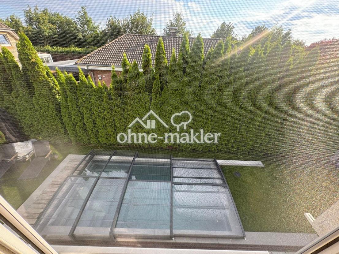 Pool vom Schlafzimmer