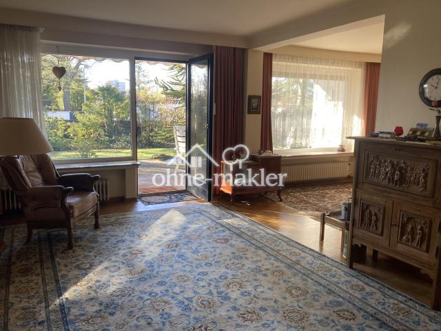 Wohnzimmer, Ausgang Terrasse