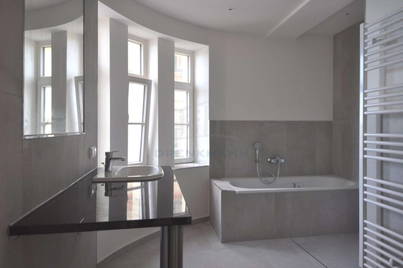 Badezimmer  mit Rundbogen