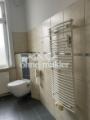 Bad, Heizkörper und WC