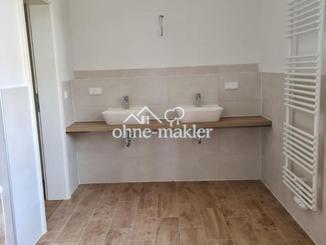 Hauptbad: moderne Waschtische