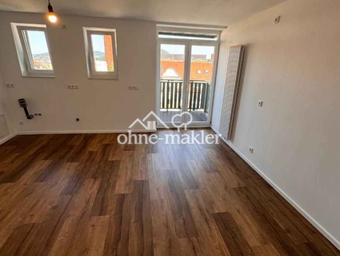 offene Küche mit Balkon