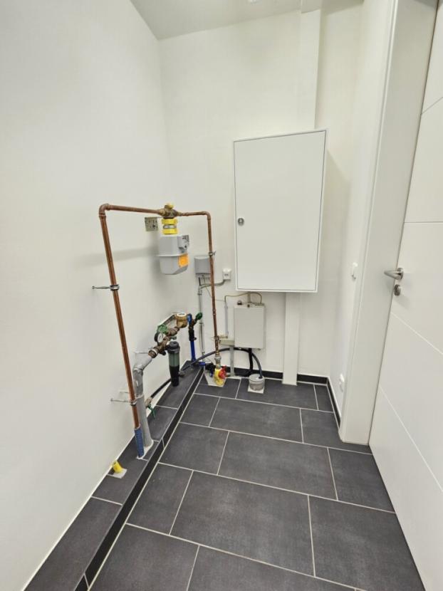 Anschluss- und Abstellraum