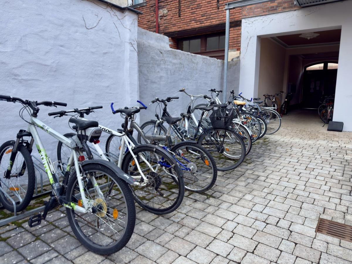 Abstellfläche Fahrräder 