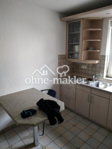 Integrierter Tisch in Küche