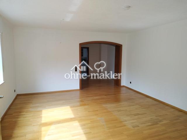 Wohnzimmer Blick zur Diele