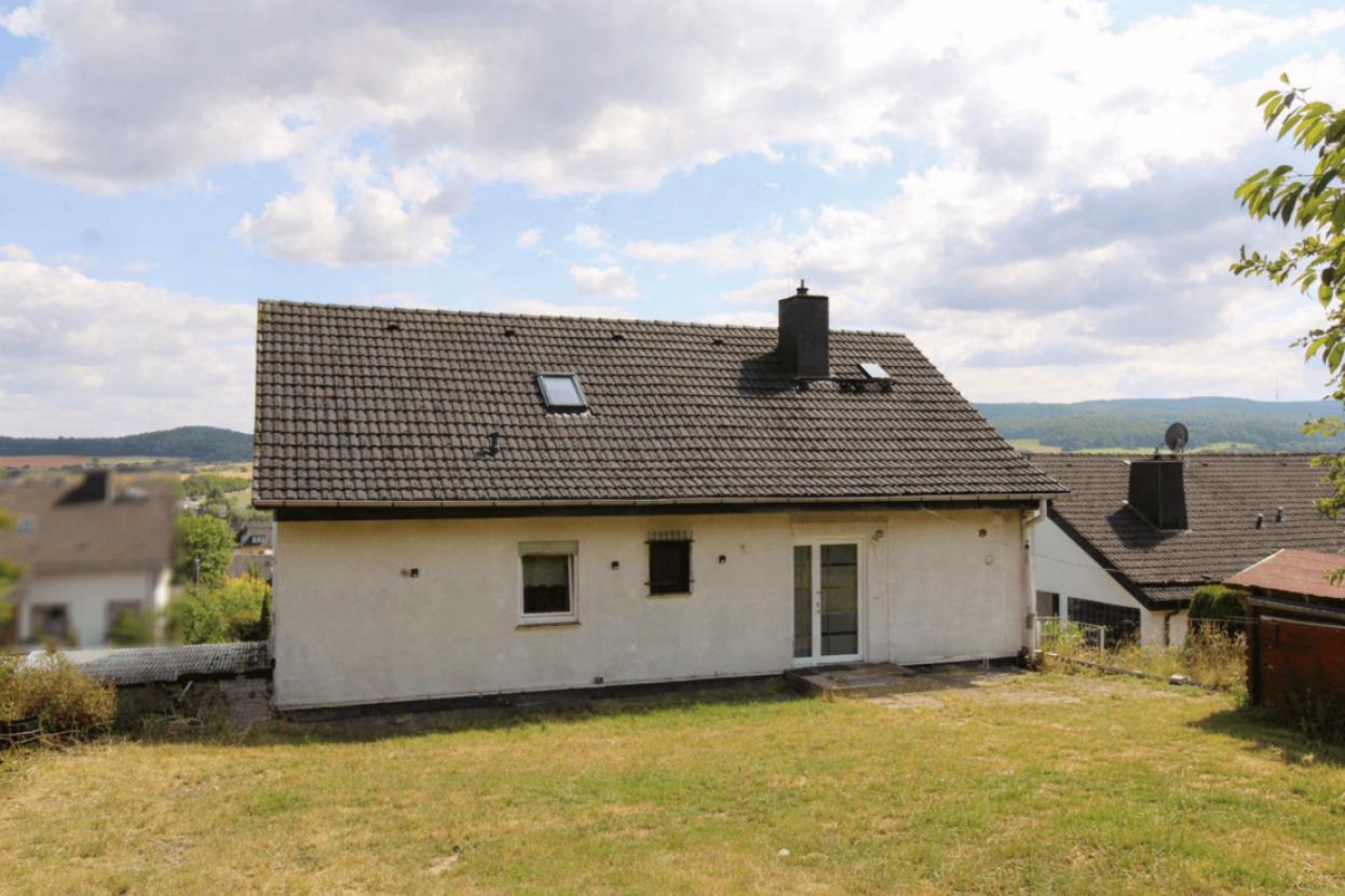 Rückansicht mit Garten