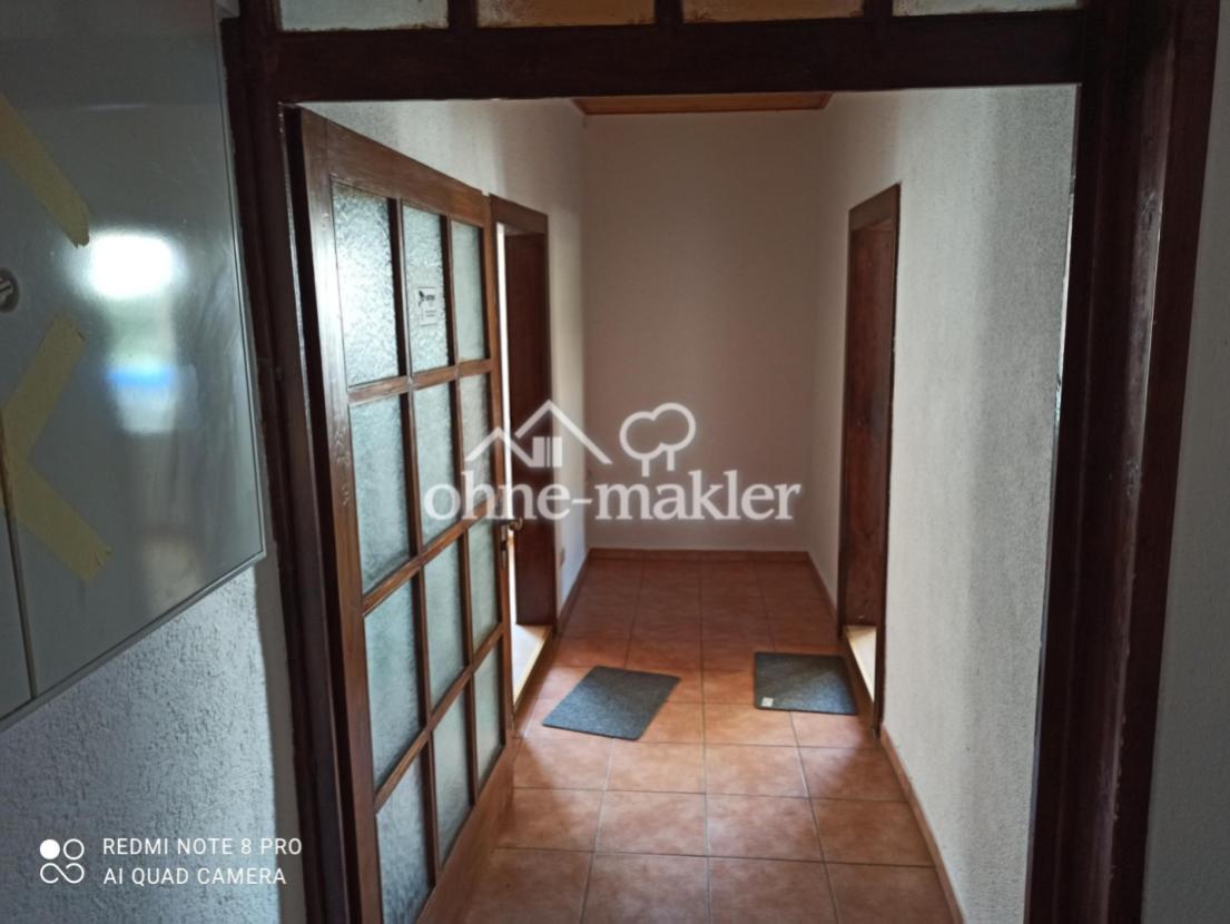 Wohnung EG Altbau Flur