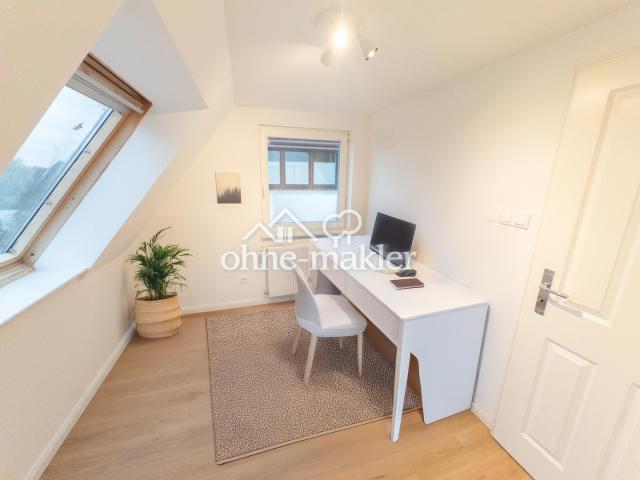 Homeoffice (oder Schlafzimmer)