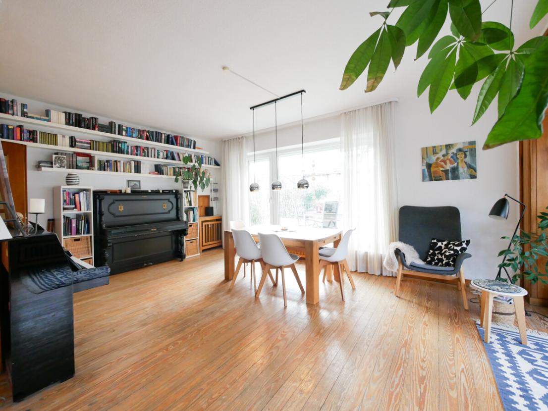 Erdgeschoss - Esszimmer