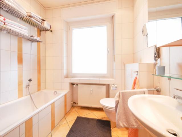 Erdgeschoss - Badezimmer