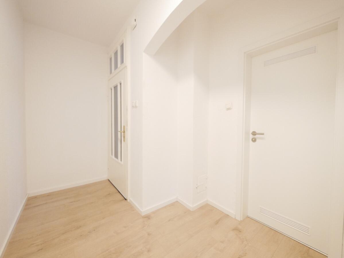 1. Obergeschoss links - Flur