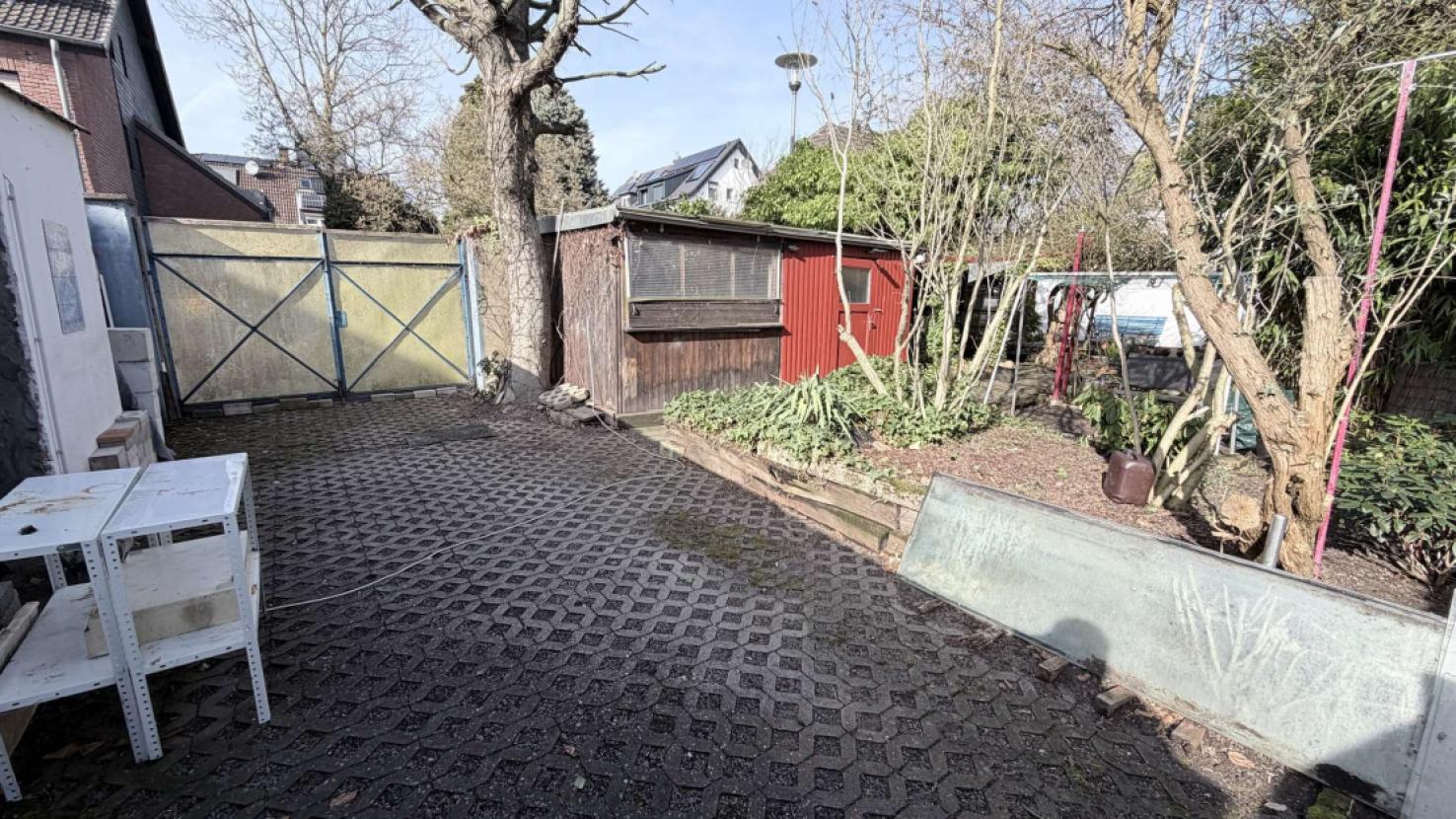 Platz für ein Wohnmobil