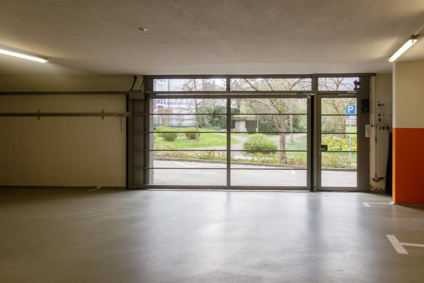 Tiefgaragenstellplatz