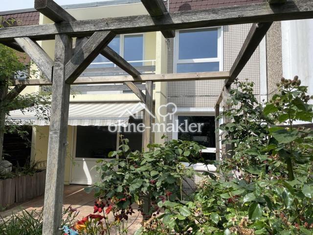 Blick auf Terrasse Markise