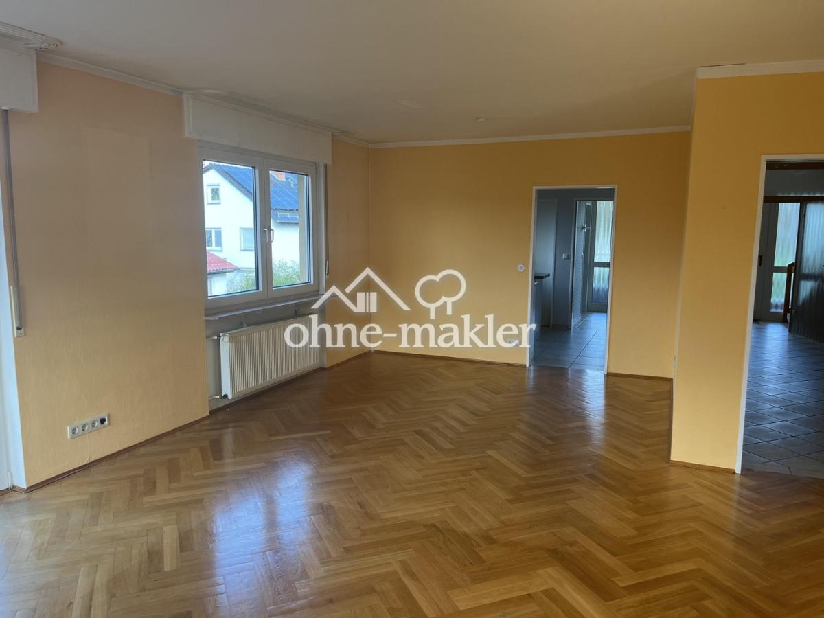 Wohnzimmer / Essbereich