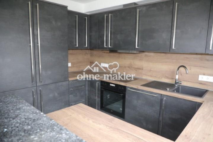 Hochwertige, neue Einbauküche