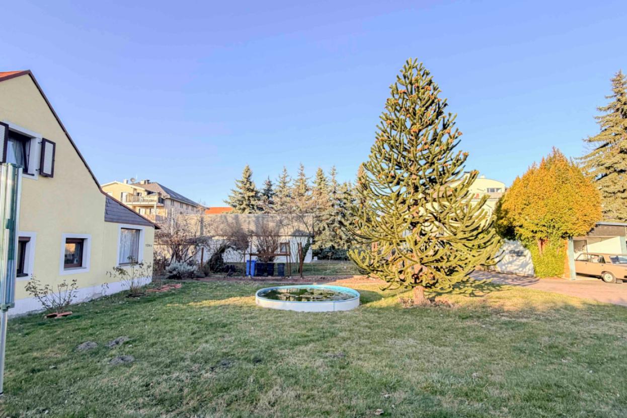 Grundstück Ansicht 05