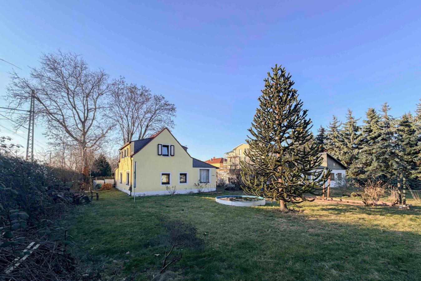 Grundstück Ansicht 08