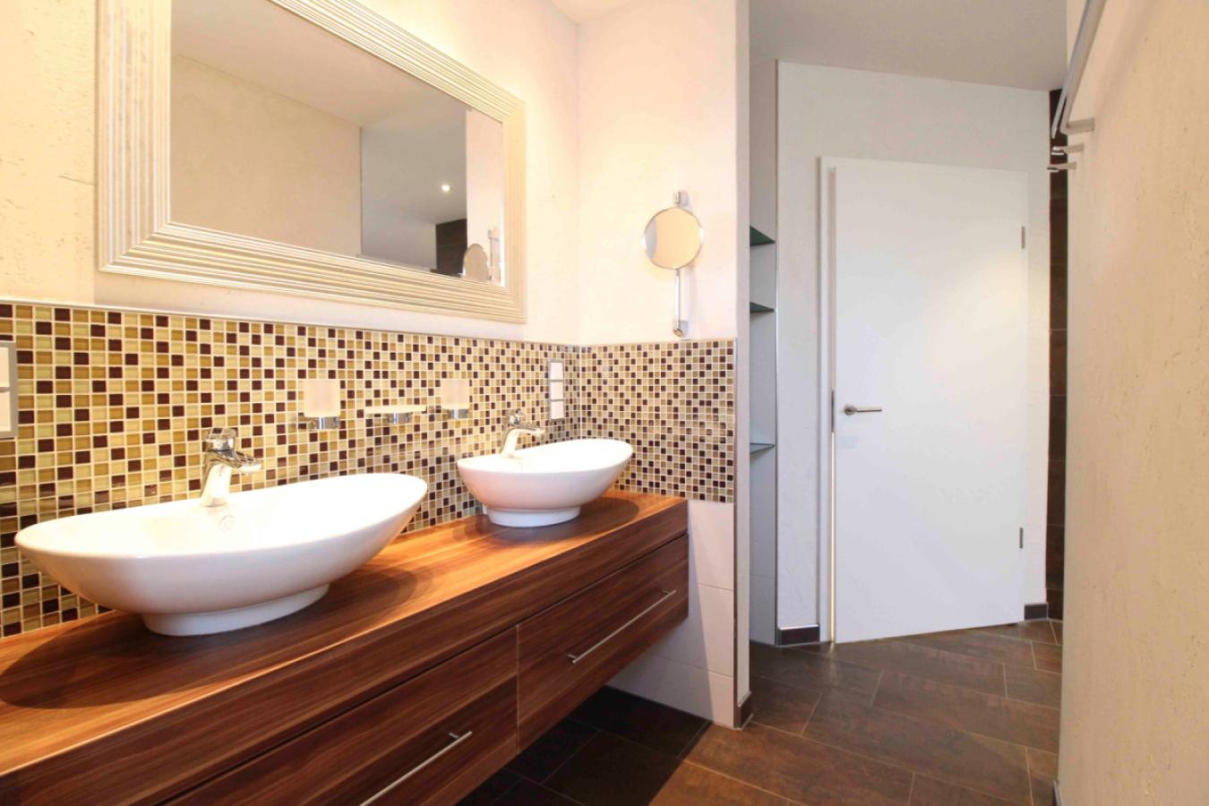 Master-Bad Ansicht 1