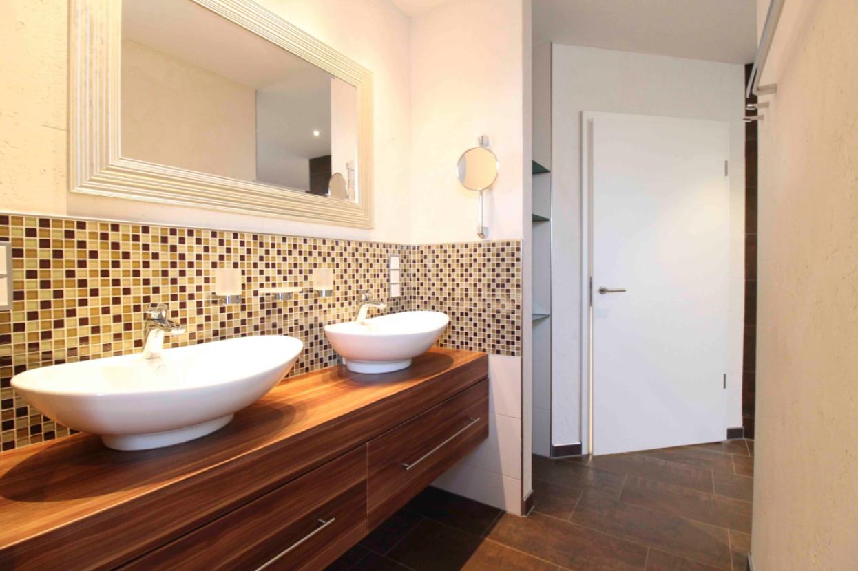 Master-Bad Ansicht 1