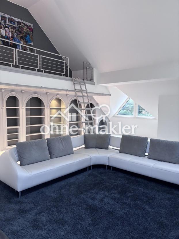 Wohnzimmer und Galerie