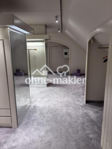 DG - Begehbarer Kleiderschrank