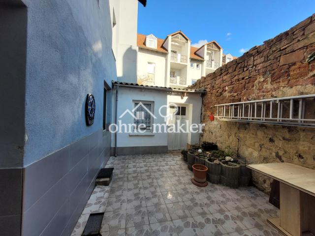 Hinterhof und Schuppen