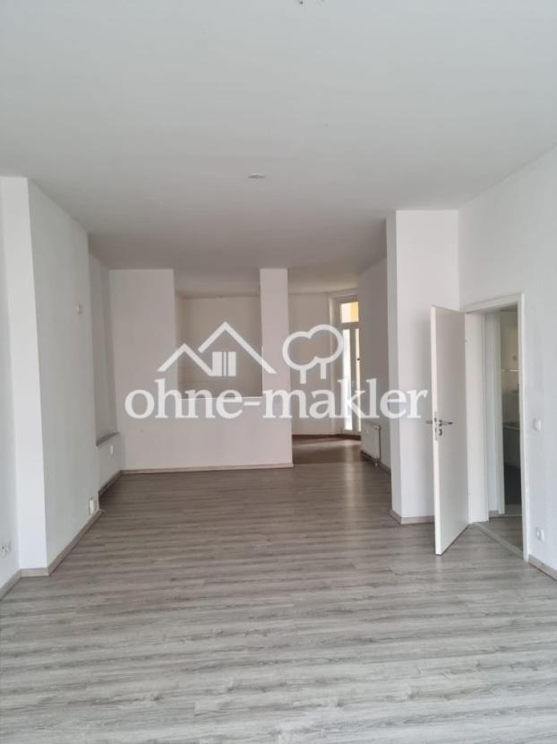 Halboffene oder offene Küche