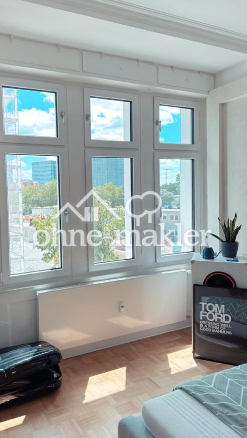 große Schlafzimmerfenster