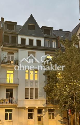 Fassade beleuchtete Wohnung