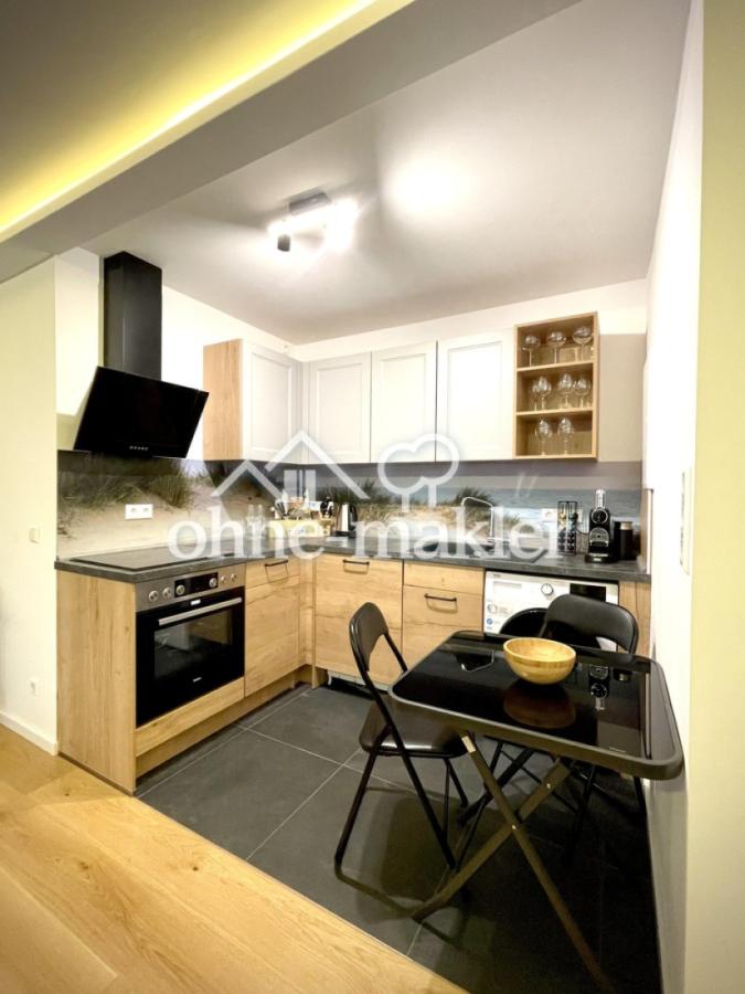 Küche mit hochwertigen Geräten