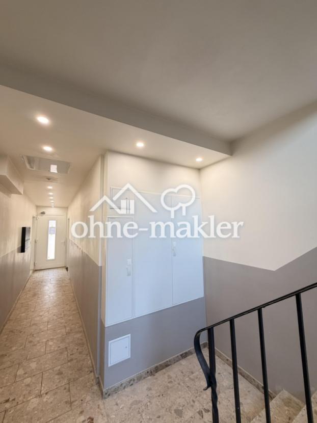 Treppenhaus mit Zählerschrank