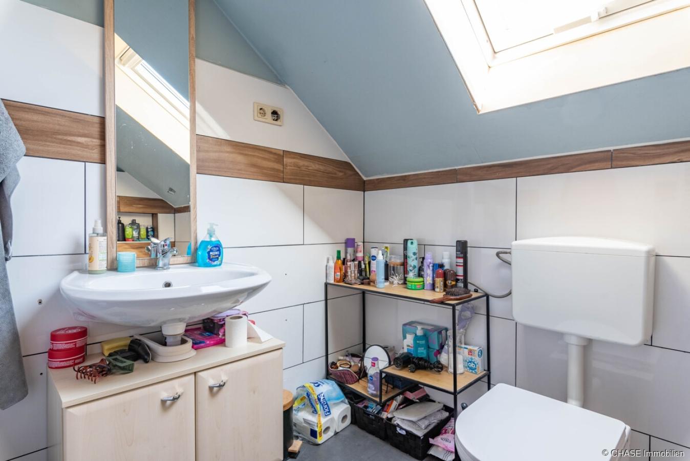 DG - Badezimmer Ansicht 2