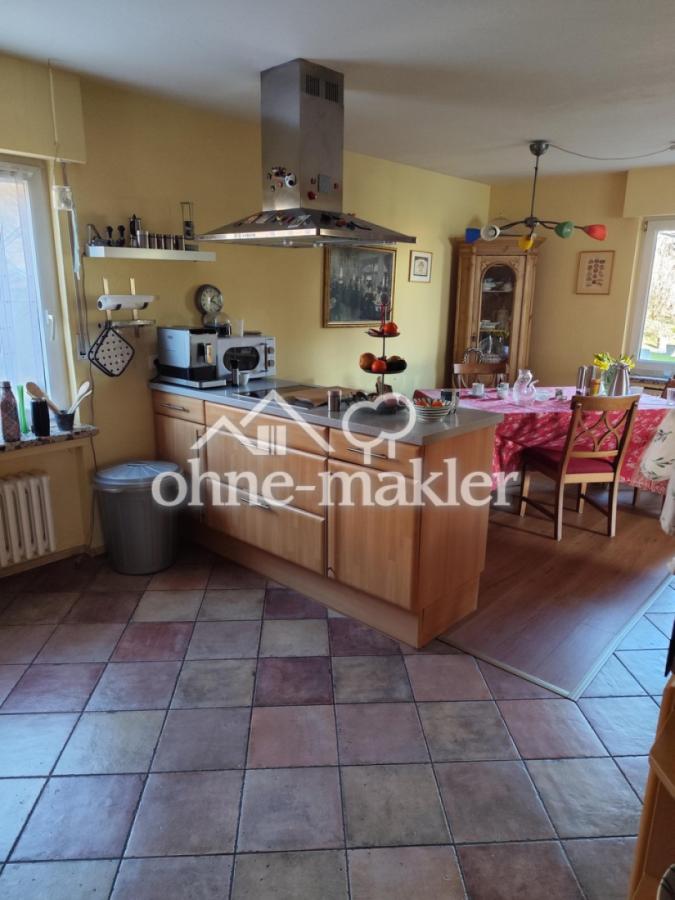 Küche und Esszimmer