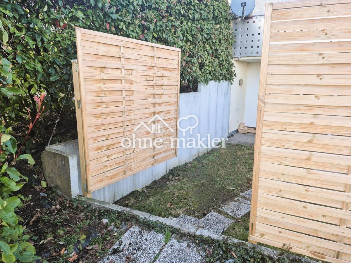 ...Privatweg zur Straße