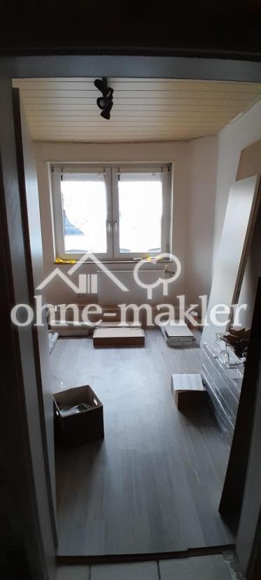 Schlafzimmer OG links 