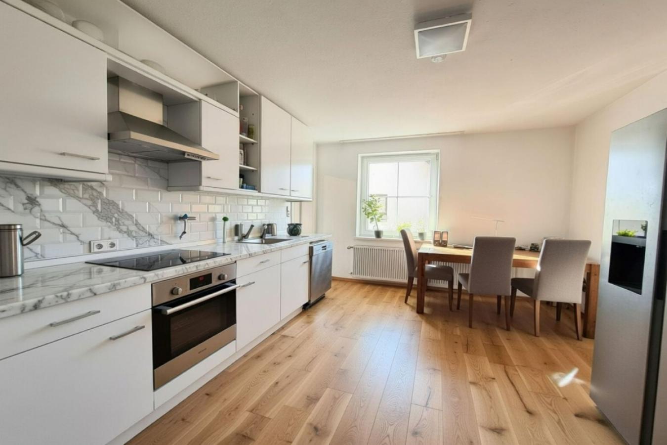 Küche digital eingerichtet