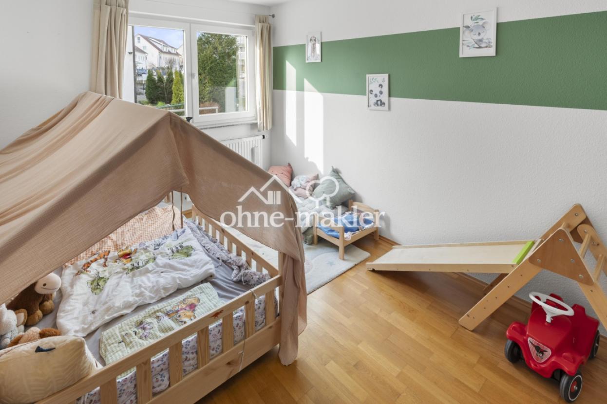 Kinder-/Arbeitszimmer 1