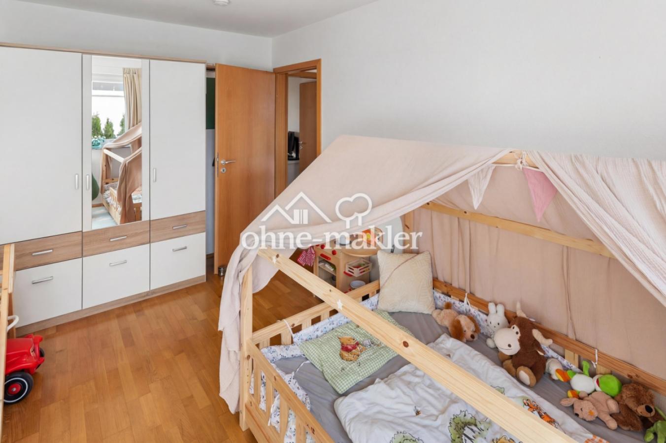 Kinder-/Arbeitszimmer 2