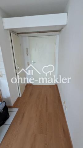 links Abstellraumtür