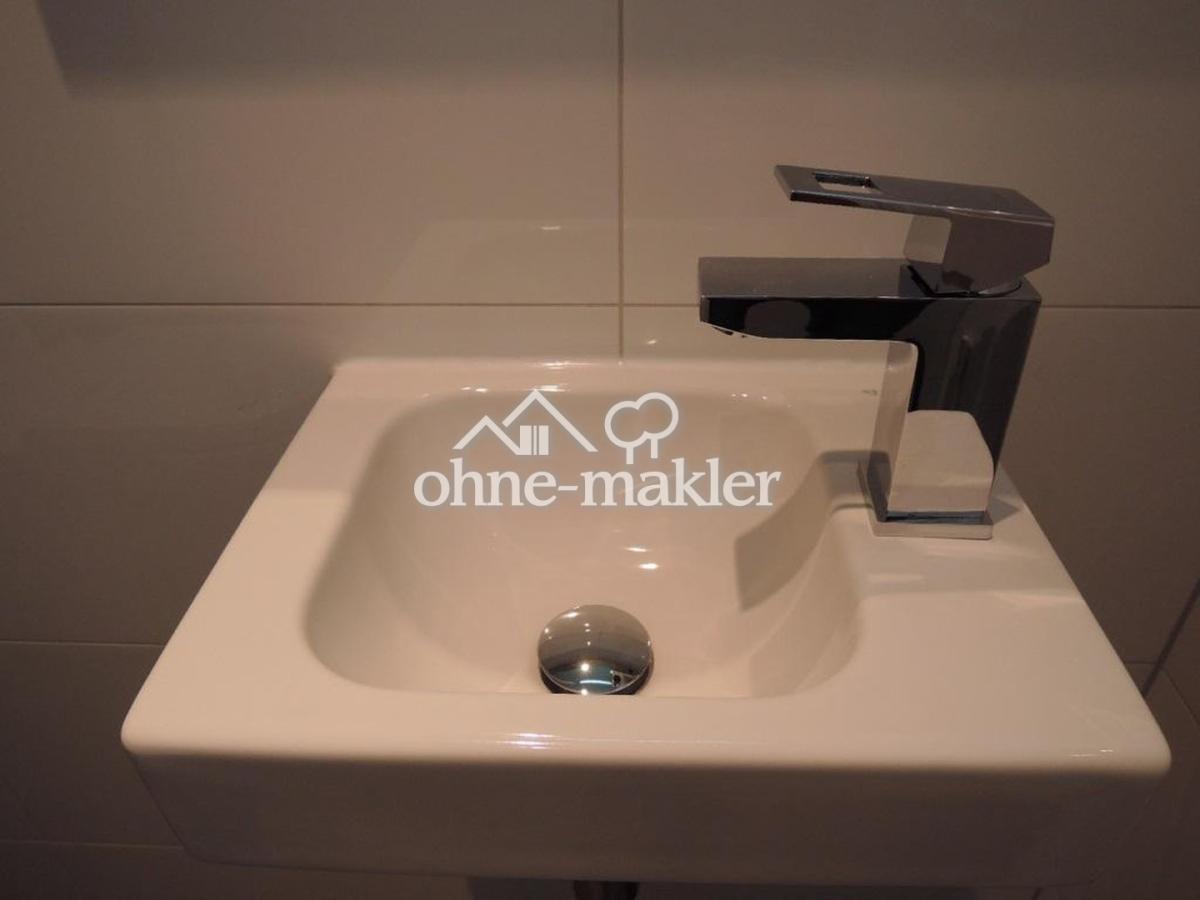 Toilette Waschbecken
