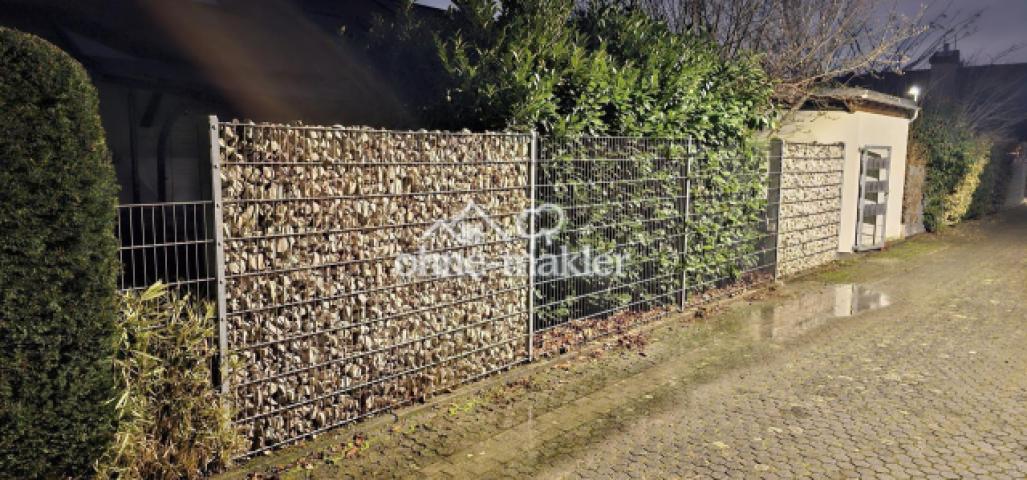 Zugang Garten über Tor