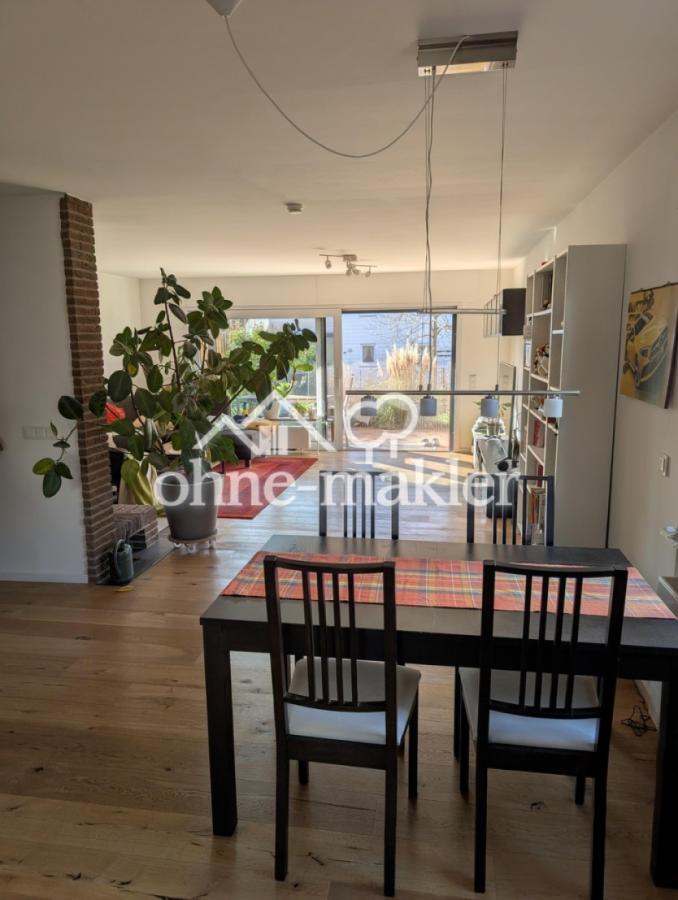 Essbereich, Blick in Garten