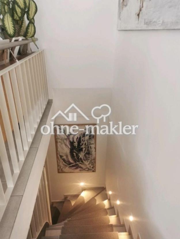 Treppe ins Souterrain