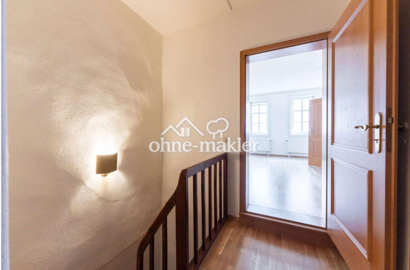 Flur zu Wohnzimmer 2.OG