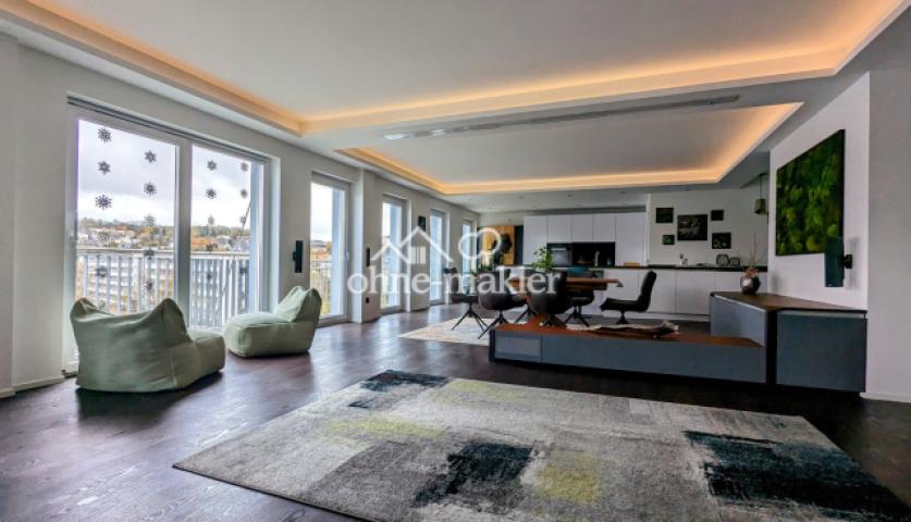 Wohn-/Esszimmer mit Küche