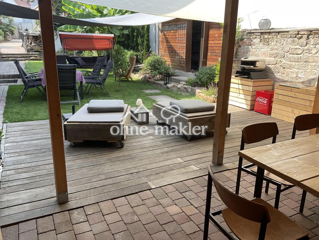 Pergola mit Terrasse